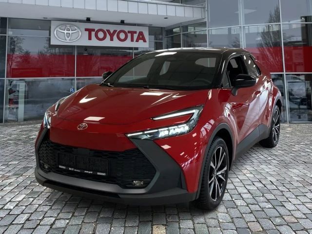 Toyota C-HR Plug-in Team D