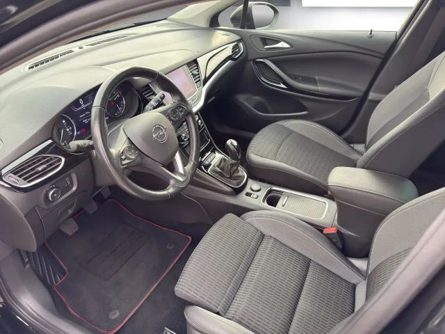 Opel Astra Elegance Sports Tourer