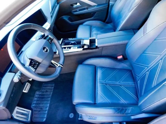 Opel Astra Sports Tourer Ultimate