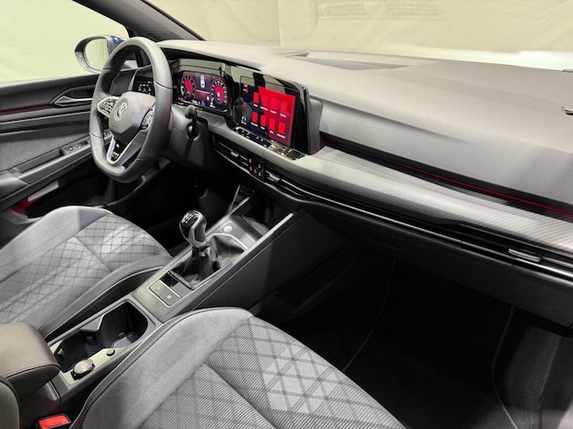 Volkswagen Golf 1.5 TSI R-Line Variant