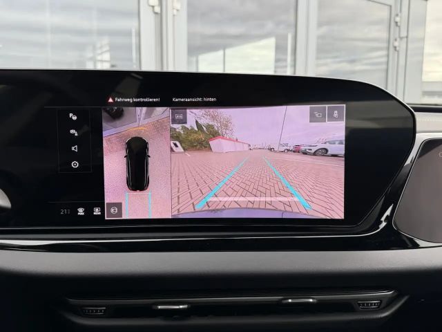 Audi A6 Hybride S-Tronic Sedan