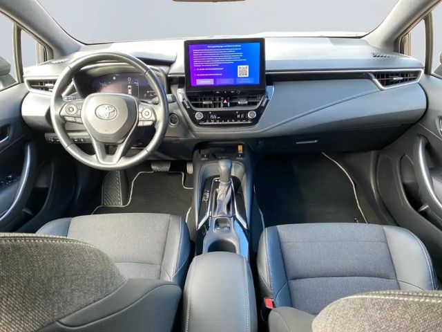 Toyota Corolla Hybride Team D