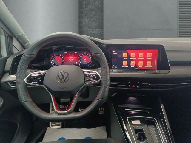 Volkswagen Golf 2.0 TSI DSG