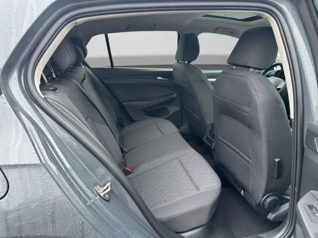 Volkswagen Golf 1.5 TSI Life