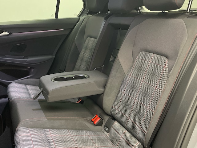 Volkswagen Golf DSG GTI Style