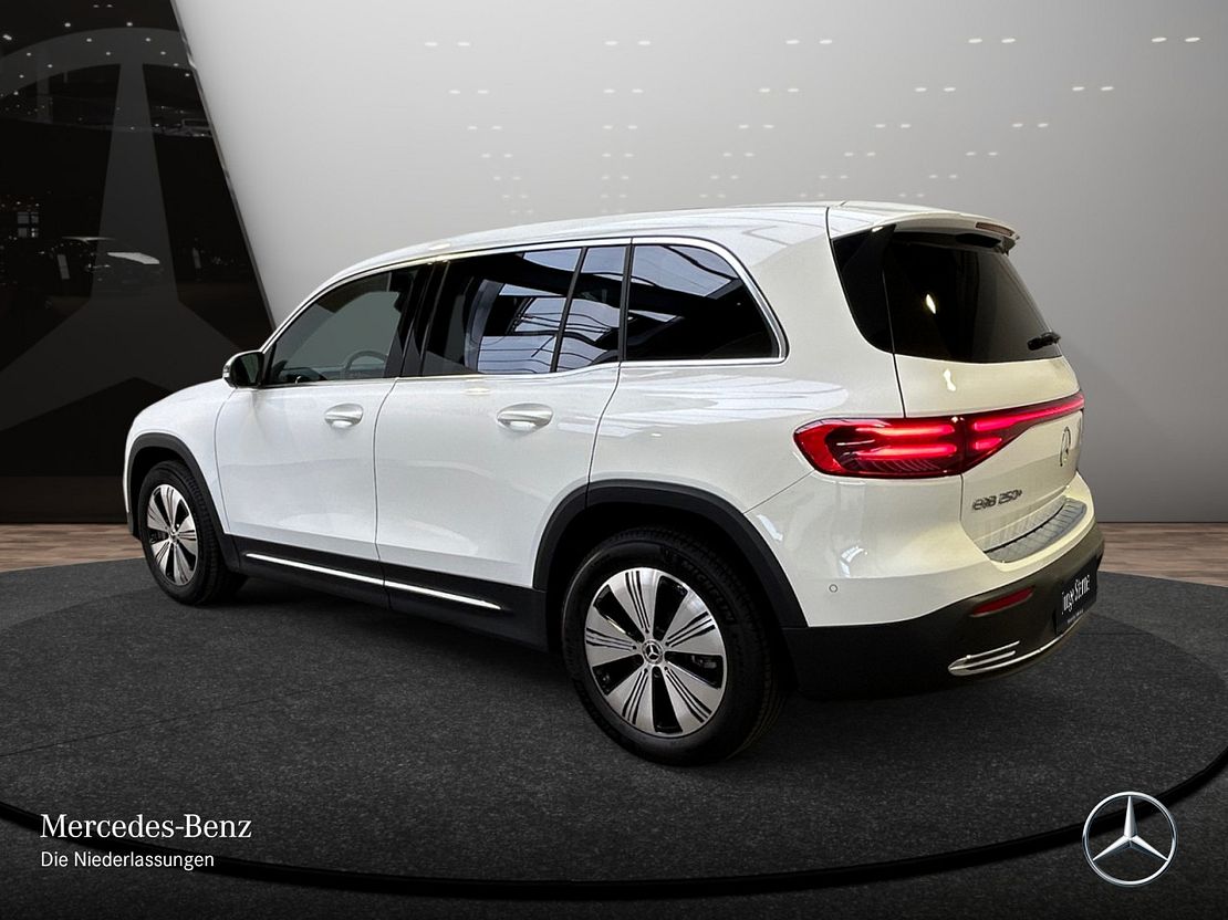 Mercedes-Benz EQB 250