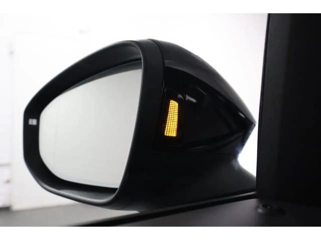 Volkswagen Passat 2.0 TDI R-Line Variant