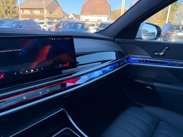 BMW i7 Sedan xDrive60