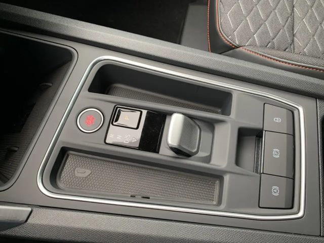 Seat Leon 1.5 eTSI DSG FR-lijn