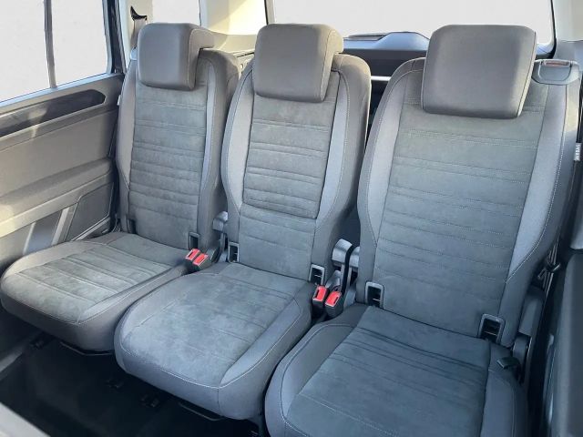 Volkswagen Touran DSG Highline R-Line