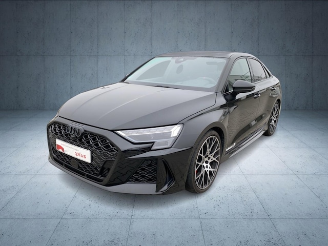 Audi RS3 Quattro S-Tronic Sedan