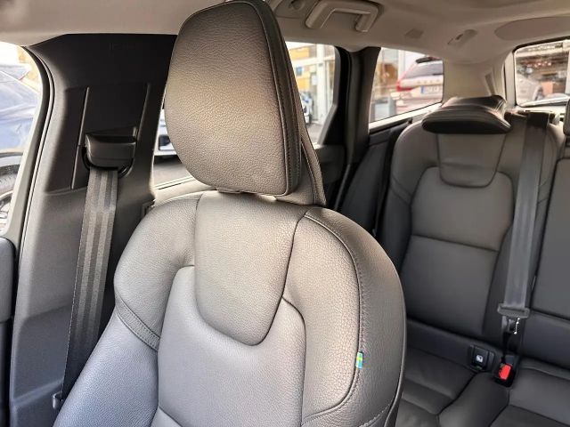 Volvo V90 AWD Plus T6