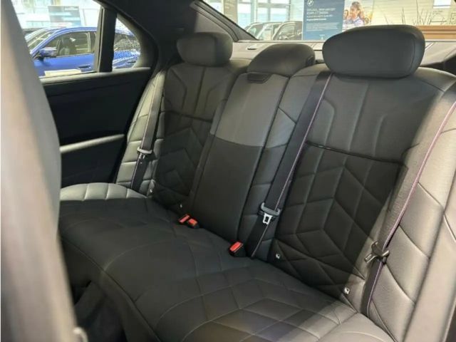 BMW 740 740d M-Sport Sedan xDrive