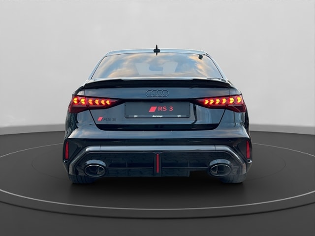 Audi RS3 Quattro S-Tronic Sedan
