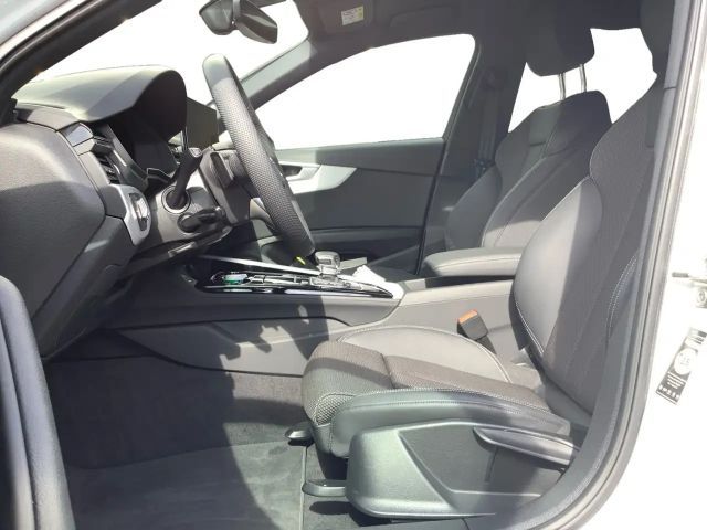 Audi A4 40 TDI S-Line