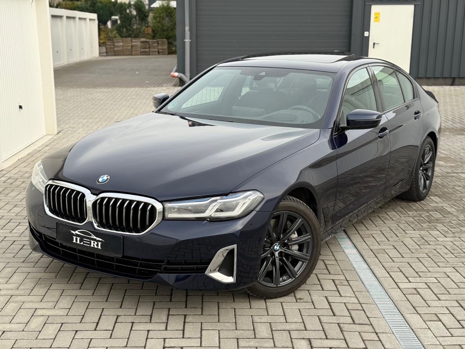 BMW 540 540i Luxury Line Sedan