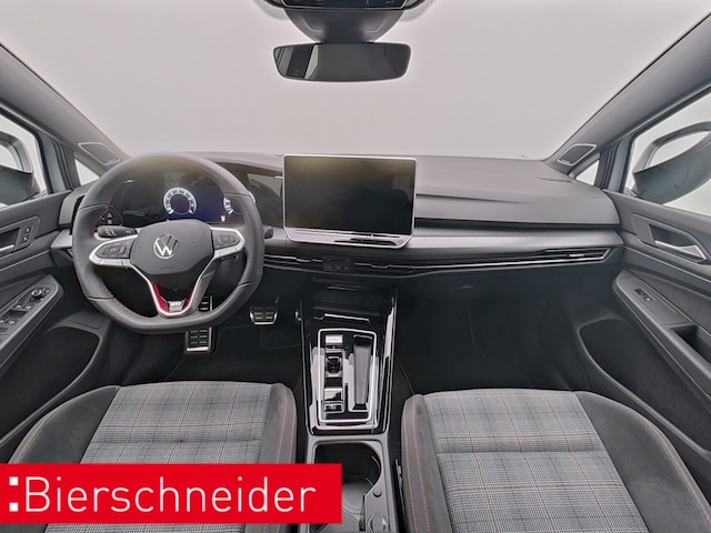 Volkswagen Golf 2.0 TSI DSG Style