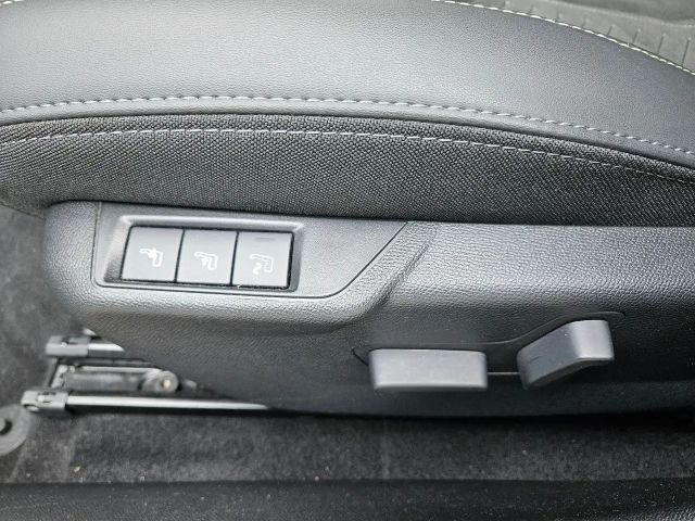 Peugeot E-208 GT-Line Hybrid