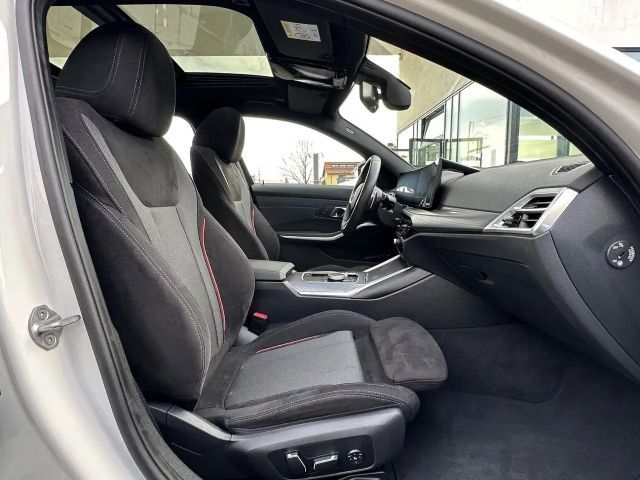 BMW 330 330e M-Sport Touring