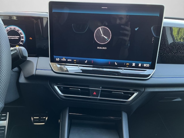 Volkswagen Tiguan R-Line Style