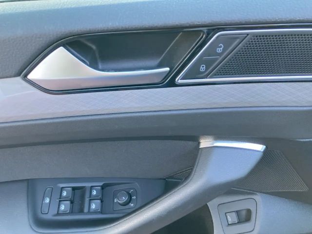 Volkswagen Passat 2.0 TDI DSG Pro Variant