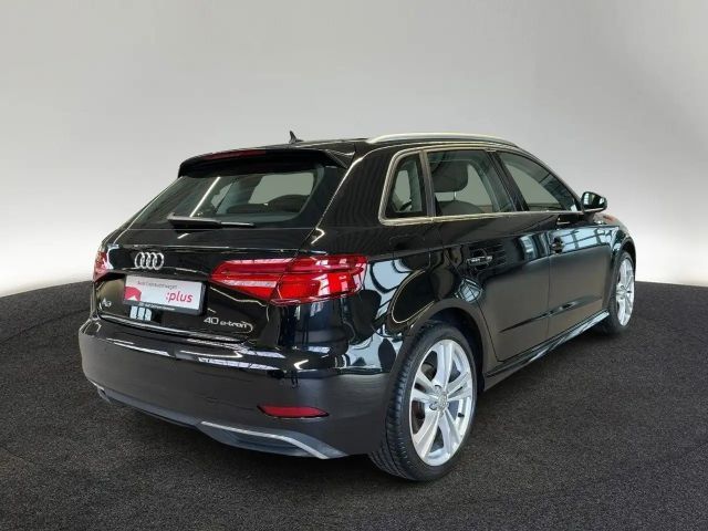 Audi A3 Sedan e-tron