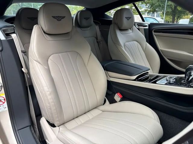 Bentley Continental GT Hybrid V8