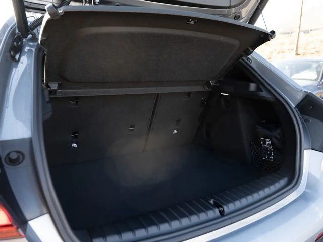 BMW 118 118i M-Sport Sedan