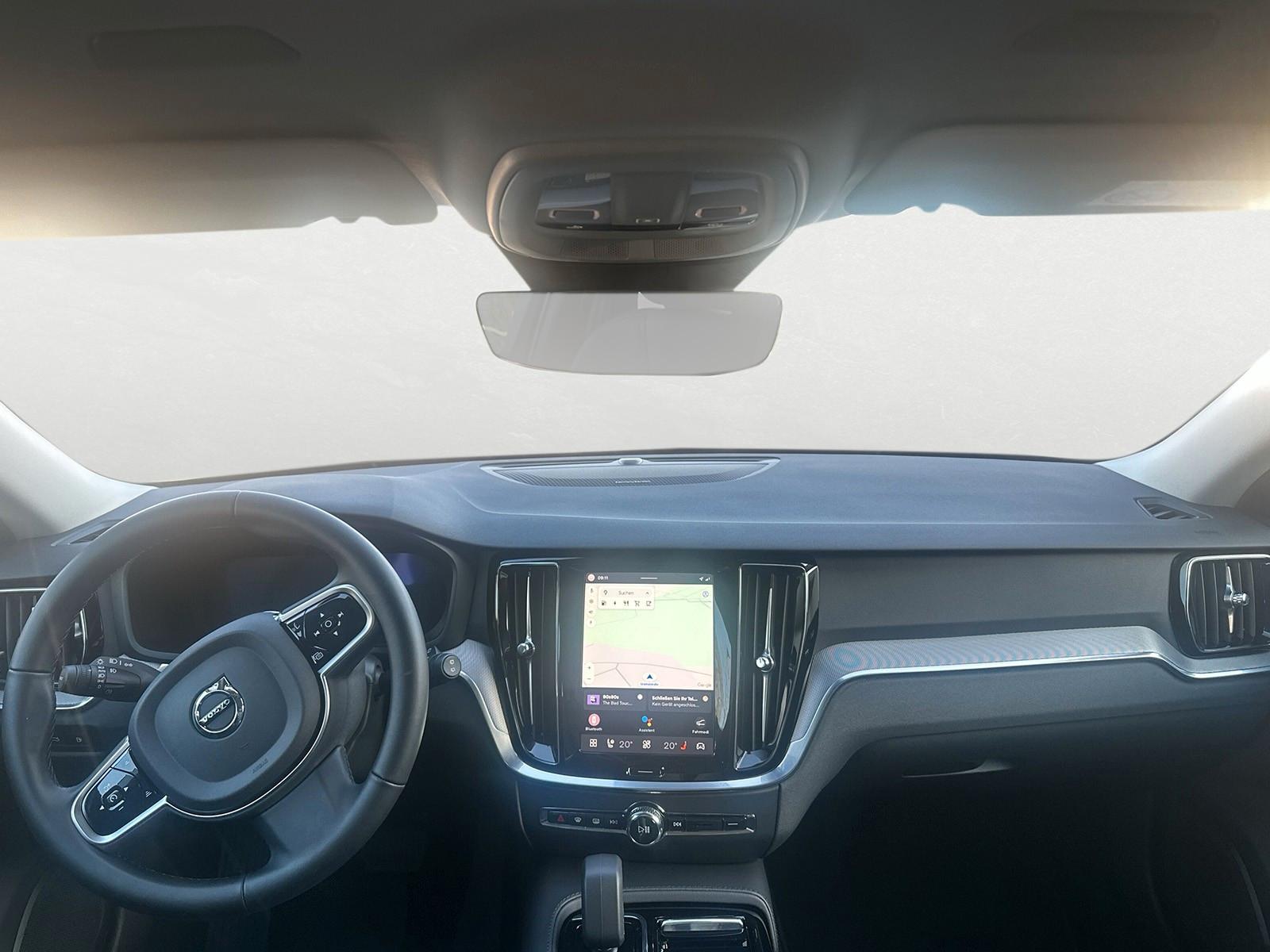 Volvo V60 AWD Dark Plus T6