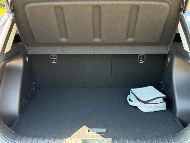 Hyundai Kona 1.6 Hybrid Trend