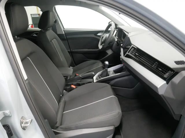 Audi A1 30 TFSI Allstreet