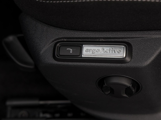 Volkswagen T-Roc 1.5 TSI DSG R-Line