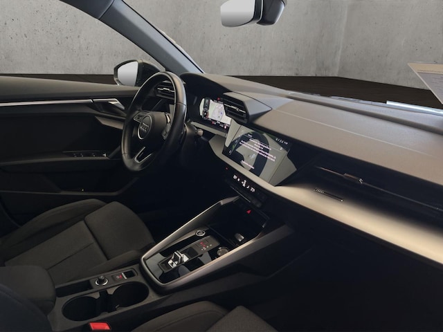 Audi A3 30 TDI S-Tronic Sedan