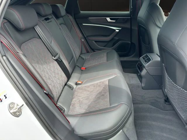 Audi S6 Avant Quattro