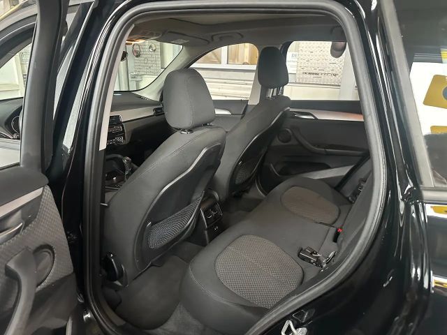 BMW X1 Advantage pakket sDrive