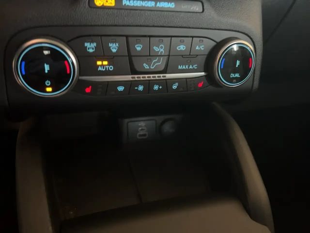 Ford Kuga Cool & Connect
