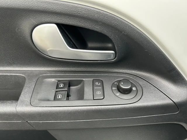 Volkswagen up! Move Move up!