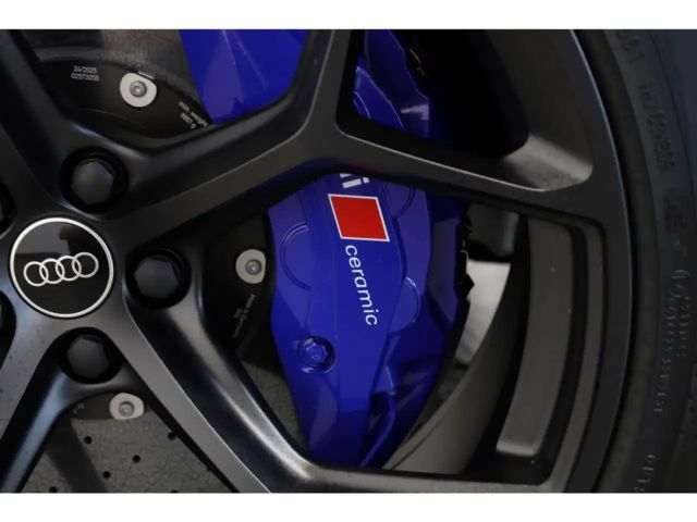 Audi RS Q8 Performance Quattro