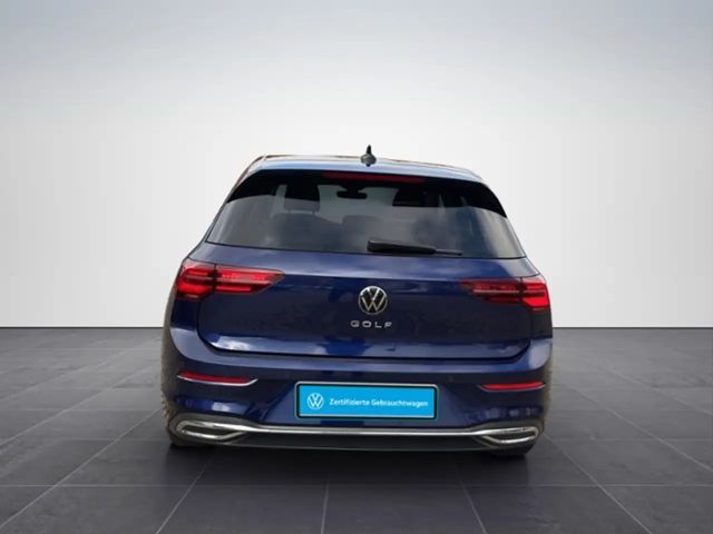 Volkswagen Golf 1.5 TSI Golf VIII IQ.Drive