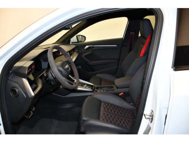 Audi RS3 Quattro S-Tronic Sedan