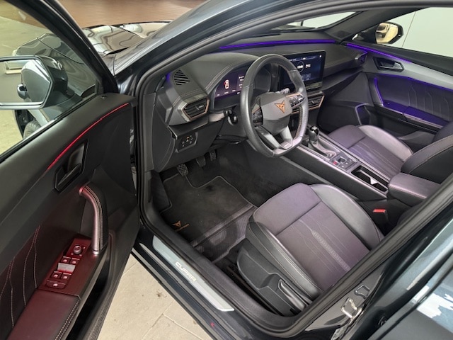 Cupra Formentor FORMEN2,0 TDIF    5T110 DN4M6