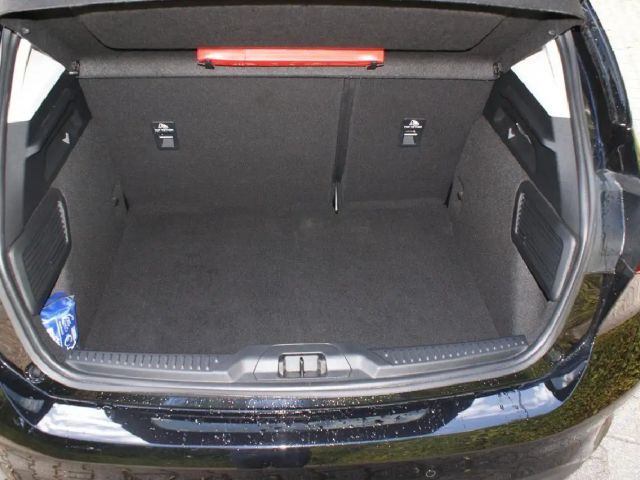 Ford Focus Cool & Connect