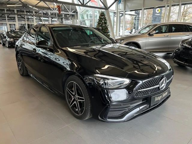 Mercedes-Benz C 220 AMG Line C 220 d Sedan