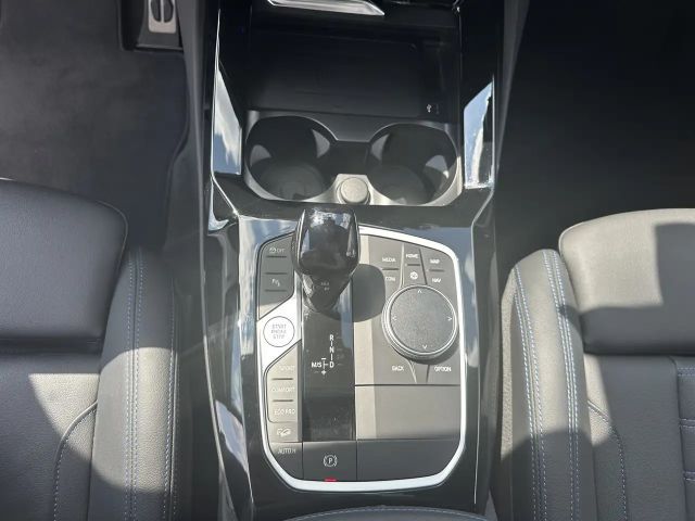 BMW X3 40i ZA Head-Up HiFi DAB WLAN Pano.Dach Shz