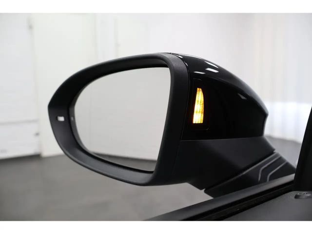 Volkswagen Golf 2.0 TSI DSG GTI Golf VIII