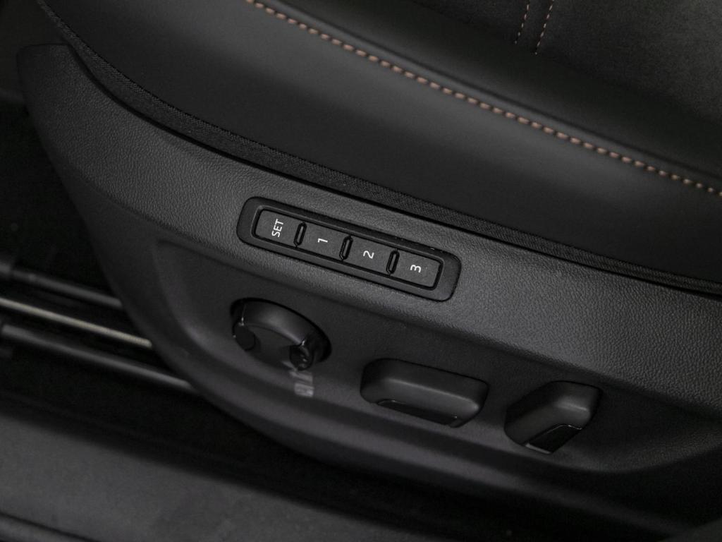 Cupra Ateca 2.0 ALLRAD EL.HECKKL SHZG EL.SITZ BEATS NA