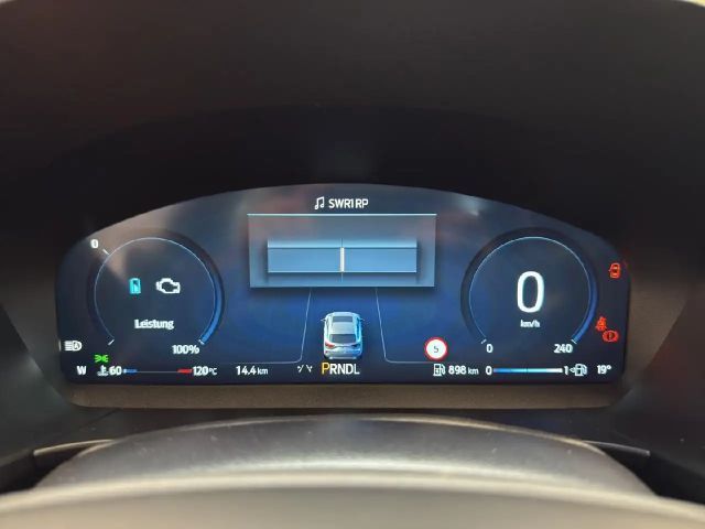 Ford Kuga Hybrid ST Line X