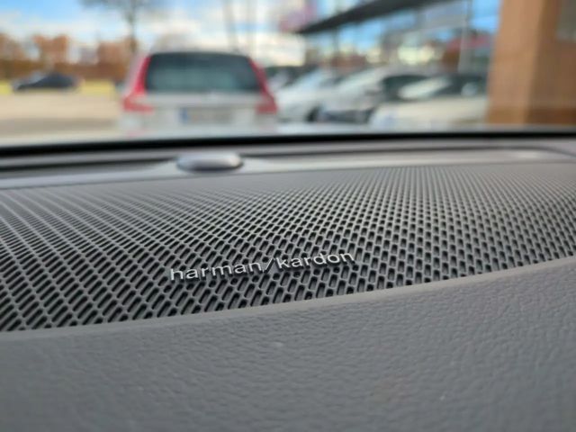 Volvo V90 AWD Dark Plus Recharge