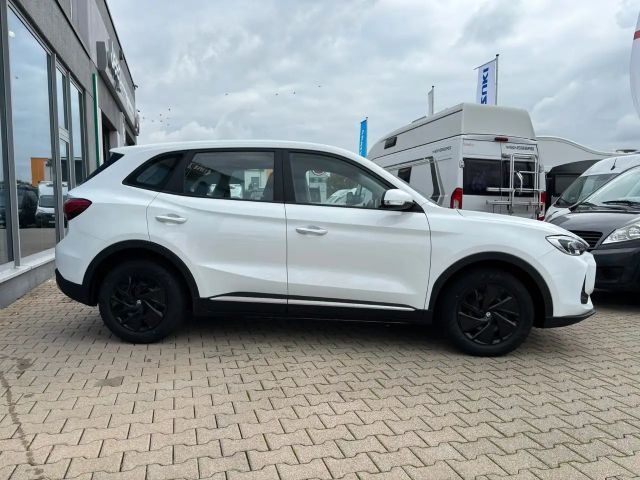 MG ZS Standard range