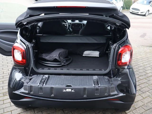 Smart EQ fortwo Cabrio Electric Drive